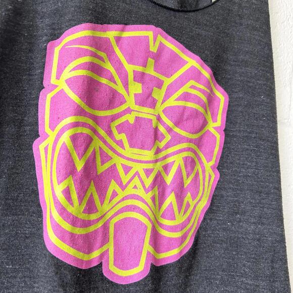 FMHI Farmers Market Hawaii Pineapple Clan Ke Akua Tank Top Women's Small - Picture 2 of 5